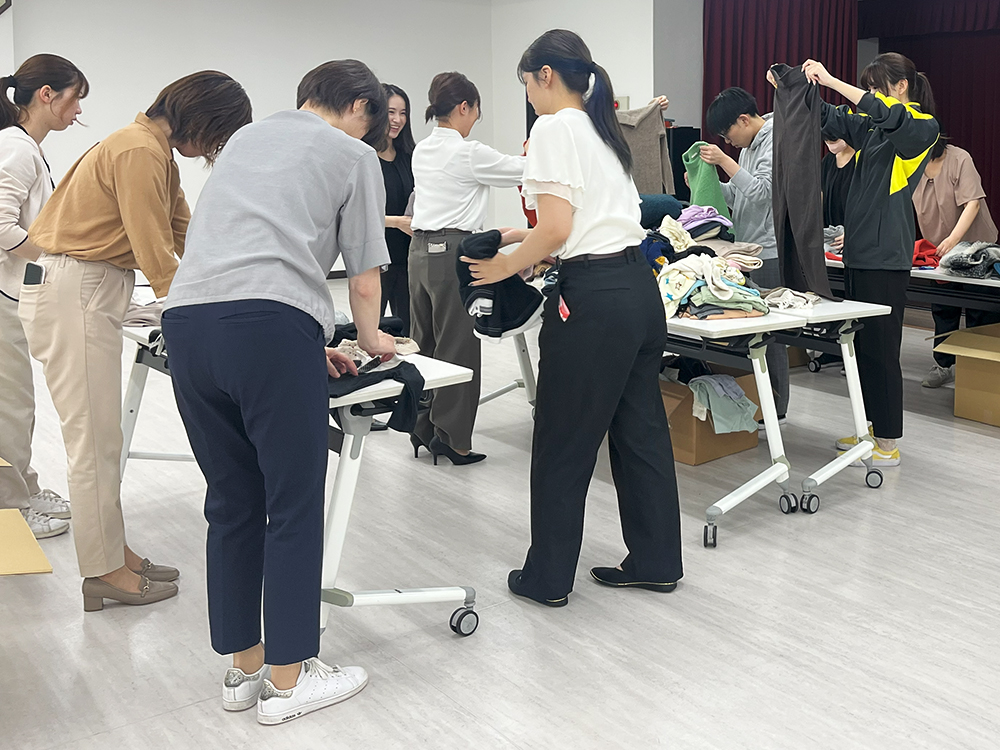 仕分け作業