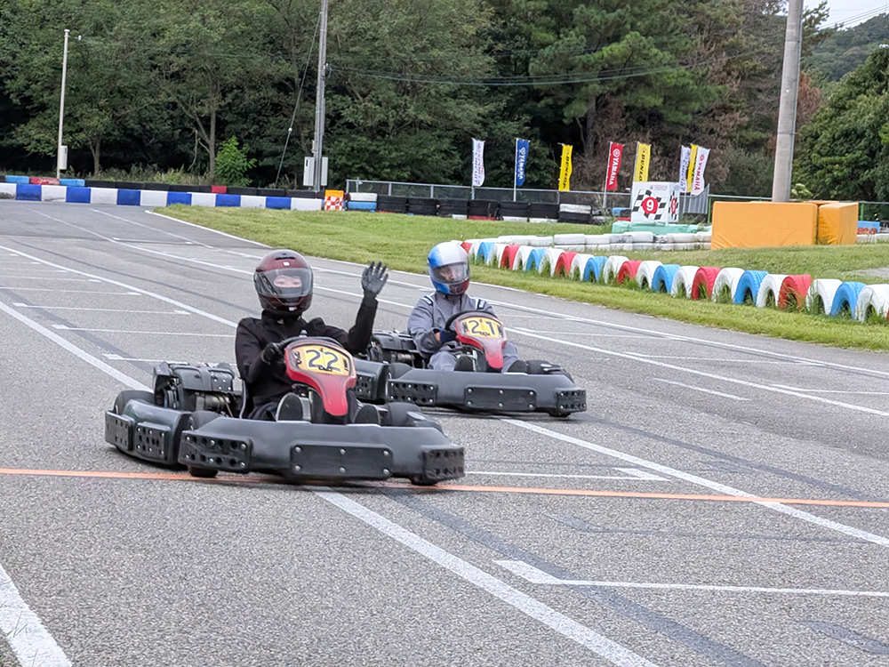レース中