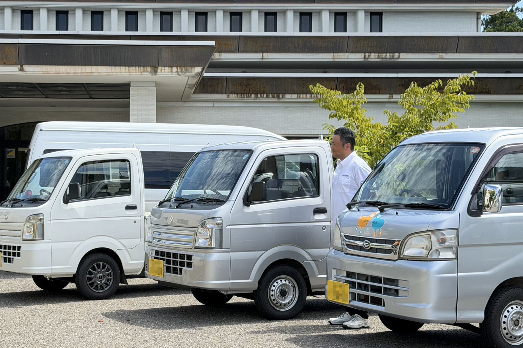 軽トラック8台受け取り