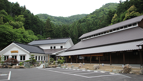 温泉外観