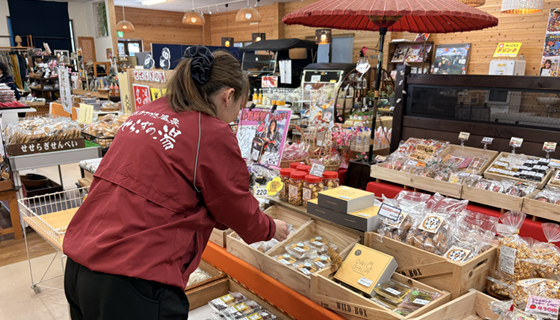 物販コーナー商品陳列