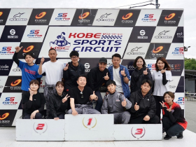 カートレースに参戦!
